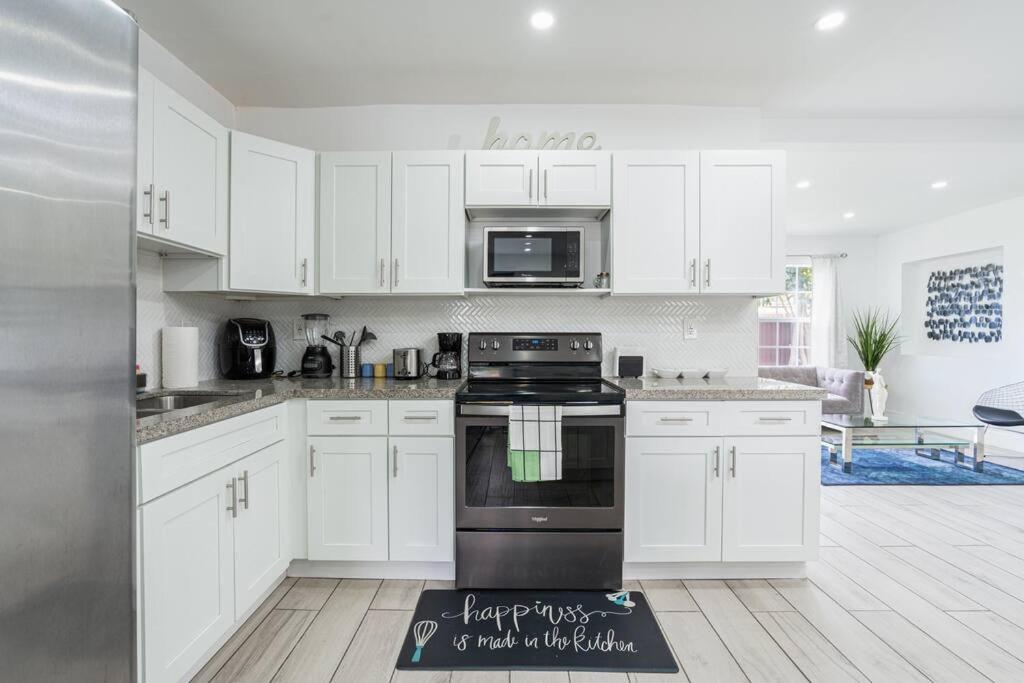 Retreat To Luxury / 4br/ Bbq / Courtyard/parking Casa vacanze Miami