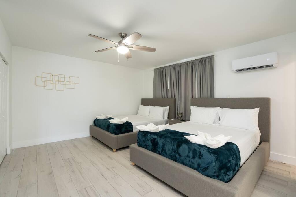Casa vacanze Retreat To Luxury / 4br/ Bbq / Courtyard/parking *